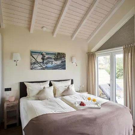 Luxuswellnesshaus Seeigel * Bliesdorf