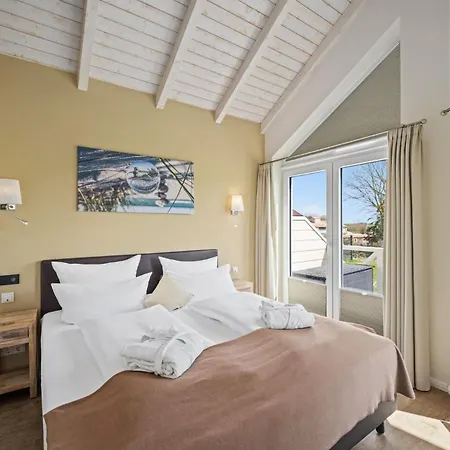 Holiday home Luxuswellnesshaus Seeigel *