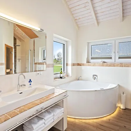 Luxuswellnesshaus Seeigel Holiday home