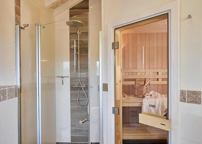 Vakantiehuis Luxuswellnesshaus Seeigel